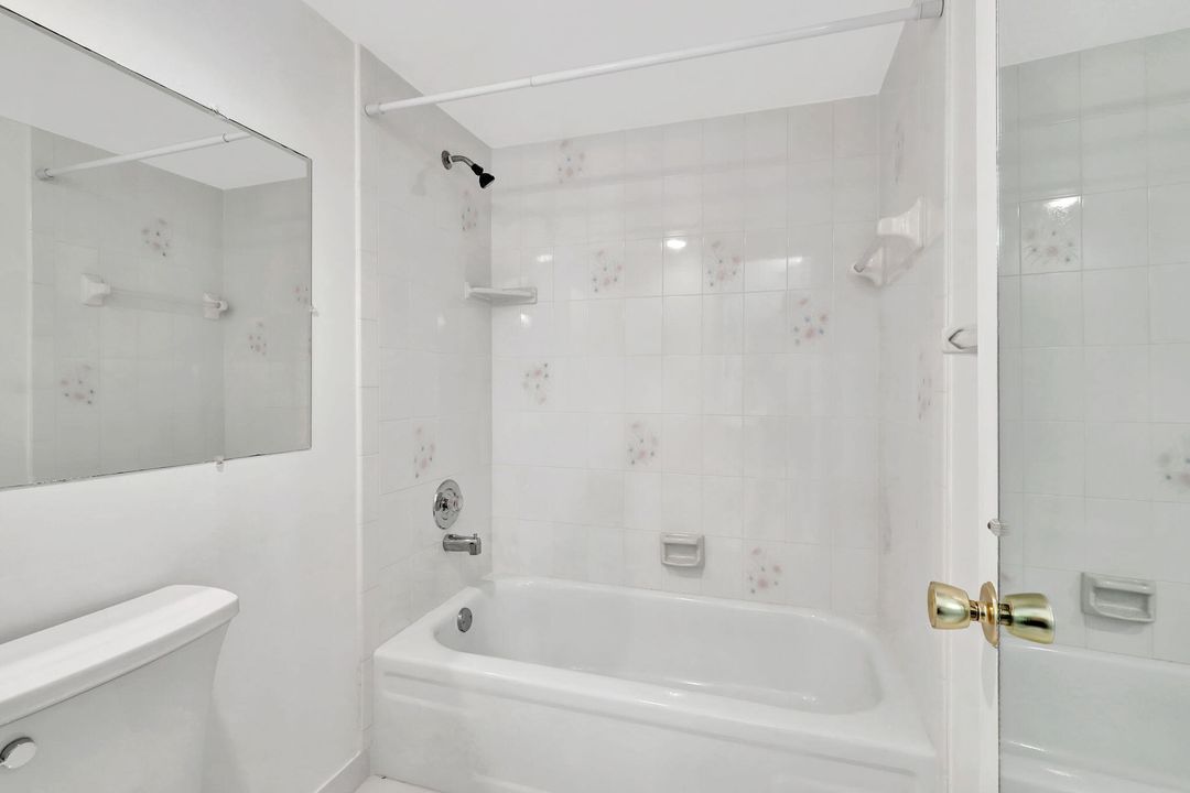For Sale: $255,000 (2 beds, 2 baths, 1228 Square Feet)