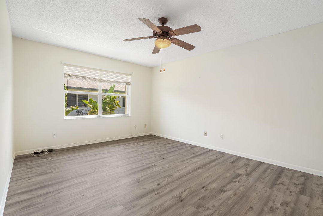 For Sale: $395,000 (2 beds, 2 baths, 1188 Square Feet)