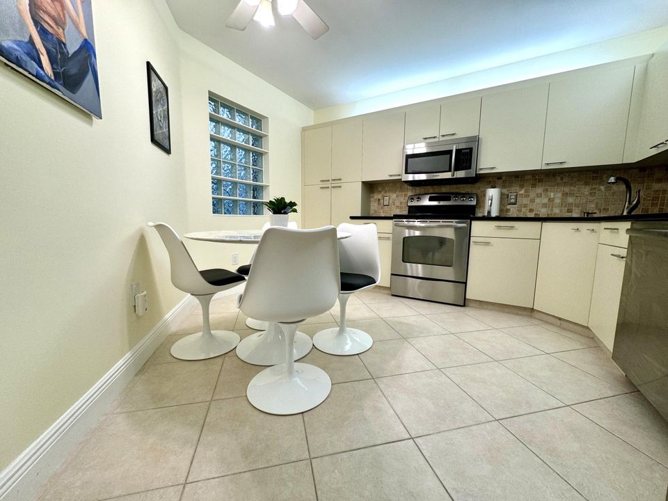 For Sale: $329,000 (3 beds, 2 baths, 1447 Square Feet)