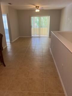 For Sale: $219,900 (1 beds, 1 baths, 875 Square Feet)