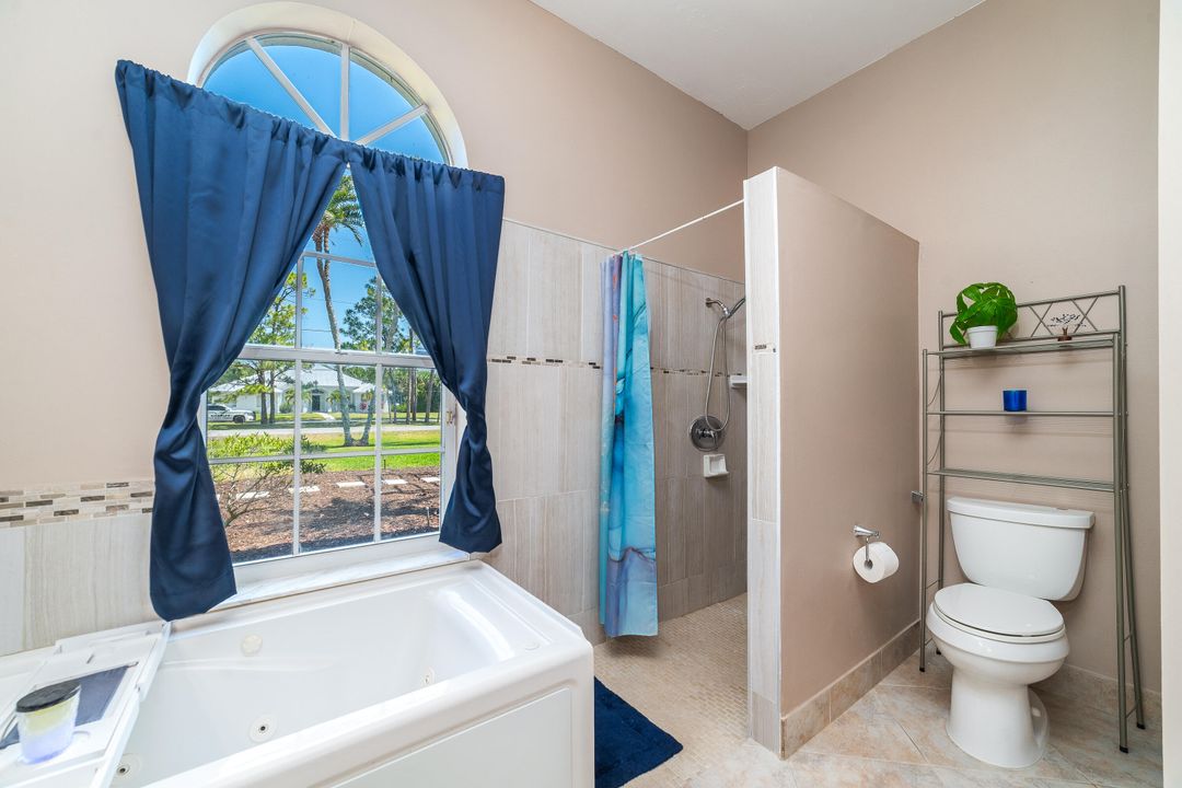 Active With Contract: $795,000 (3 beds, 2 baths, 2076 Square Feet)