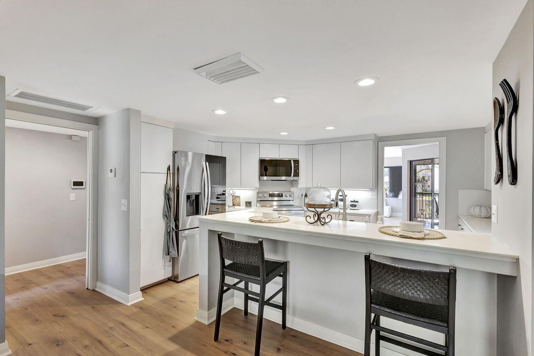 For Sale: $1,299,000 (3 beds, 3 baths, 2379 Square Feet)