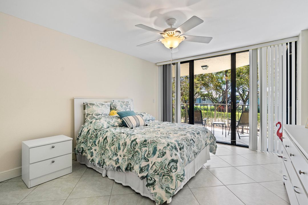 For Sale: $575,000 (2 beds, 2 baths, 1315 Square Feet)