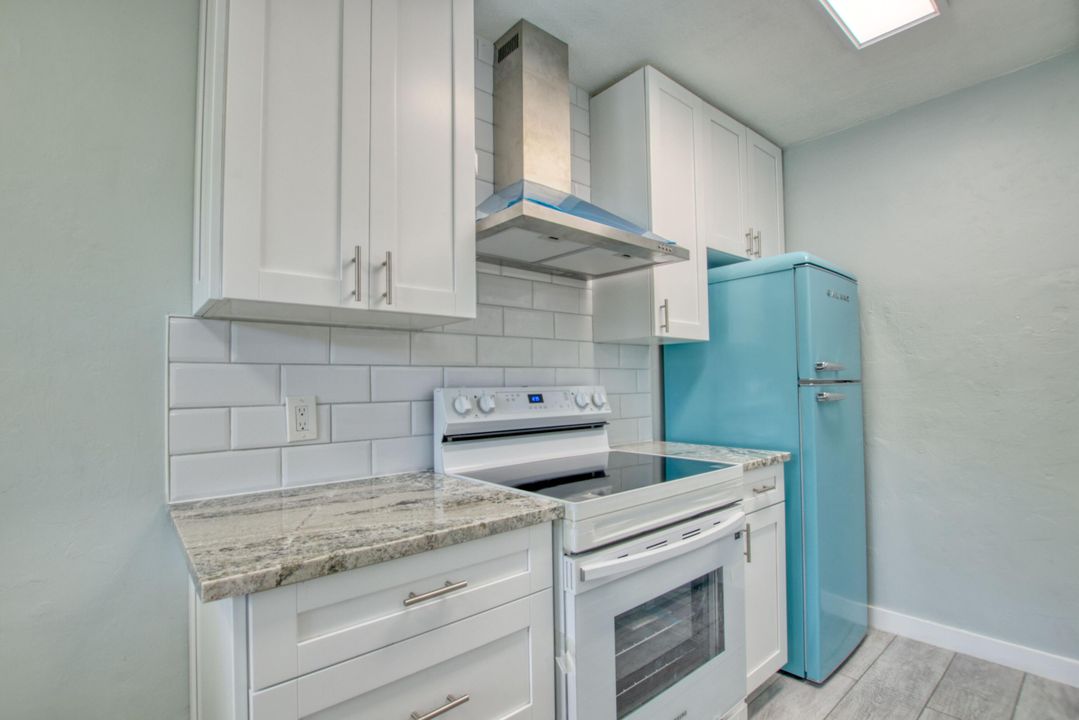 For Rent: $1,750 (1 beds, 1 baths, 504 Square Feet)