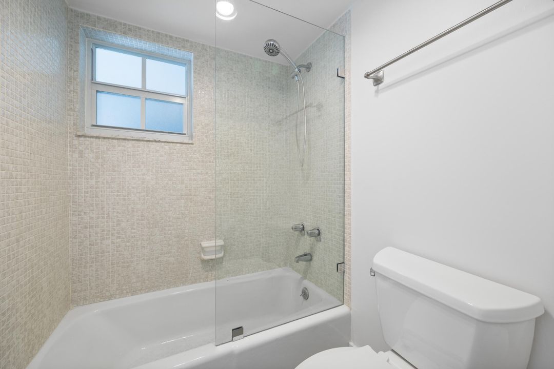 For Sale: $415,000 (2 beds, 2 baths, 1190 Square Feet)