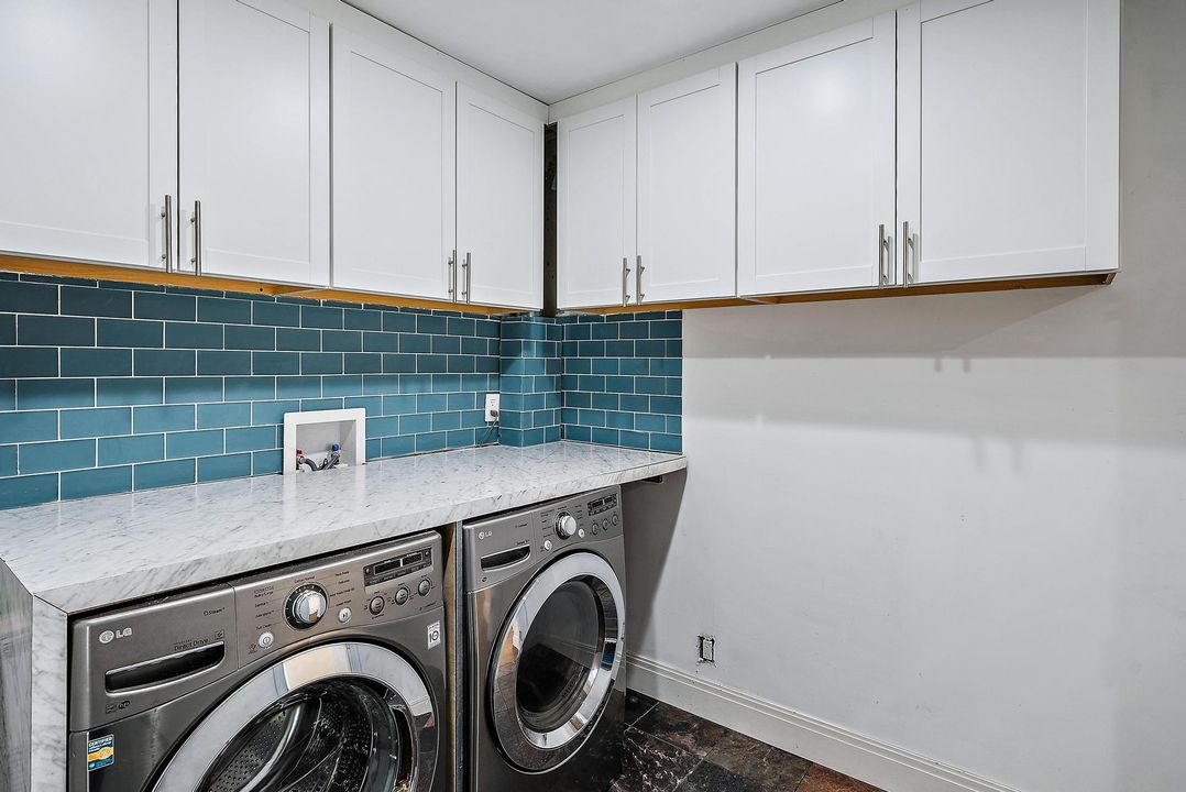 For Sale: $875,000 (2 beds, 2 baths, 1651 Square Feet)