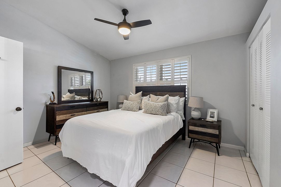 For Sale: $550,000 (2 beds, 2 baths, 1018 Square Feet)