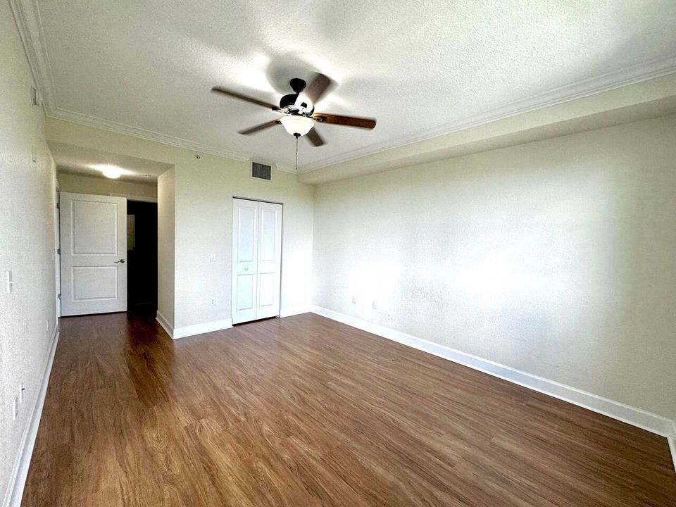 For Rent: $2,900 (3 beds, 2 baths, 1460 Square Feet)