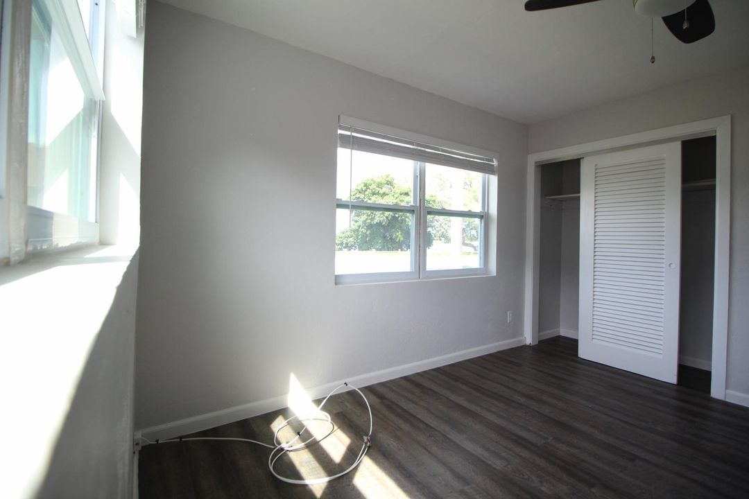 Active With Contract: $2,750 (3 beds, 2 baths, 1218 Square Feet)