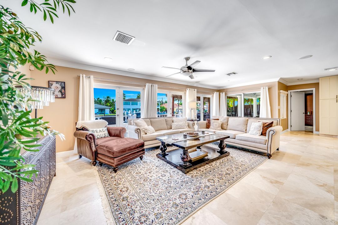 For Sale: $3,275,000 (4 beds, 3 baths, 2529 Square Feet)