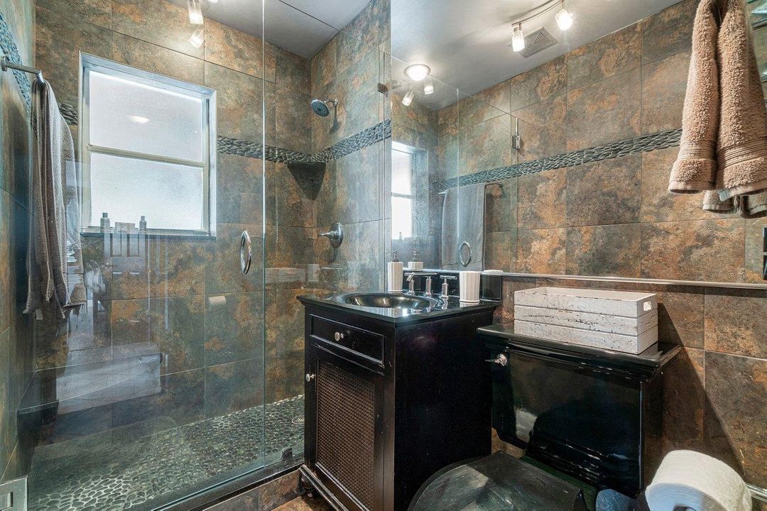 В аренду: $4,500 (3 спален, 2 ванн, 1357 Квадратных фут)