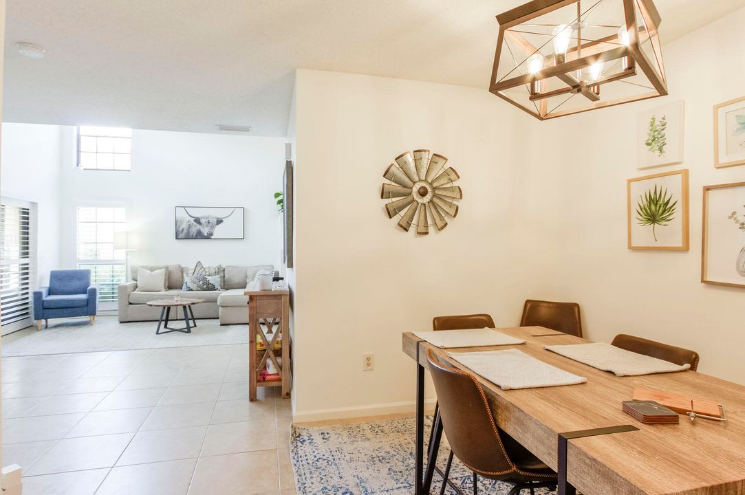 For Sale: $475,000 (3 beds, 2 baths, 1466 Square Feet)