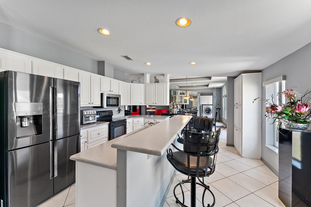 For Sale: $288,000 (3 beds, 2 baths, 1767 Square Feet)