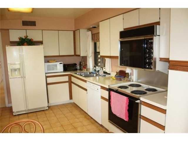 For Rent: $6,500 (2 beds, 2 baths, 1818 Square Feet)