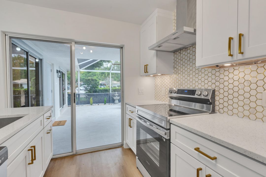 For Sale: $499,000 (2 beds, 2 baths, 1152 Square Feet)