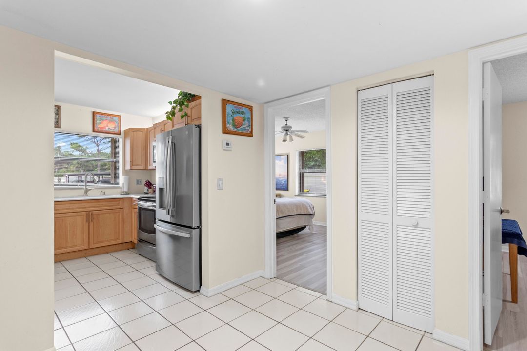 For Sale: $318,000 (3 beds, 2 baths, 1436 Square Feet)