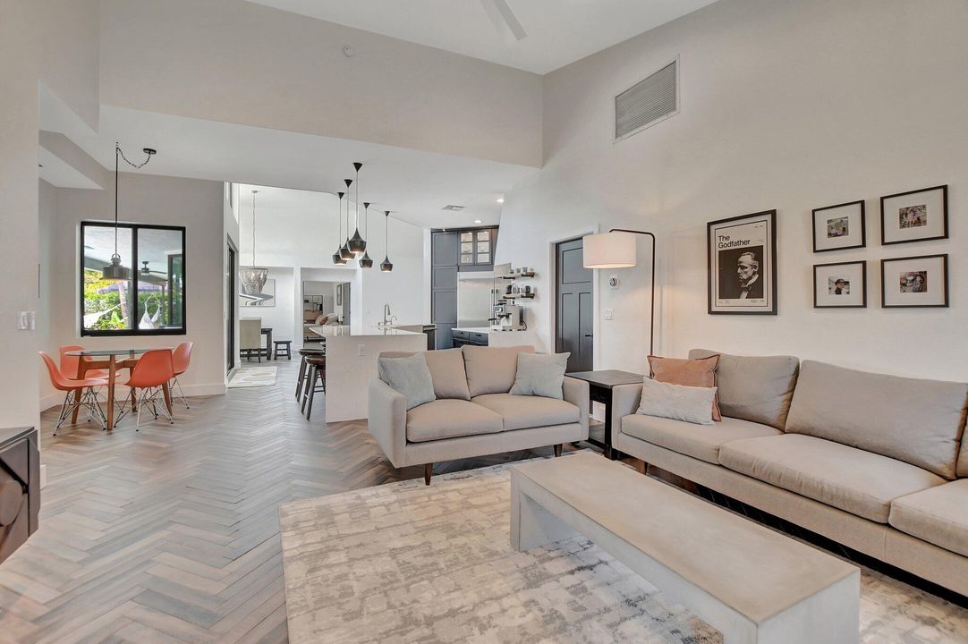 Active With Contract: $1,100,000 (4 beds, 3 baths, 2453 Square Feet)