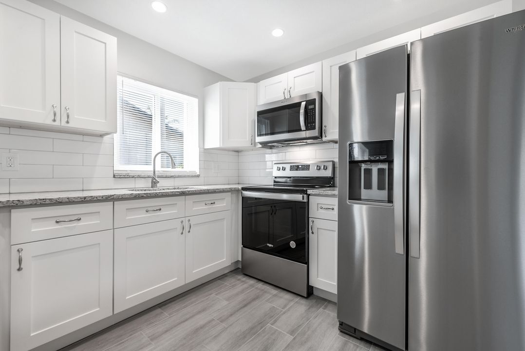 For Sale: $599,900 (3 beds, 2 baths, 1663 Square Feet)