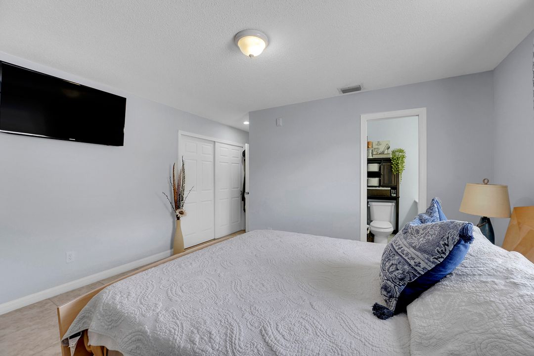 For Sale: $389,000 (3 beds, 2 baths, 1600 Square Feet)