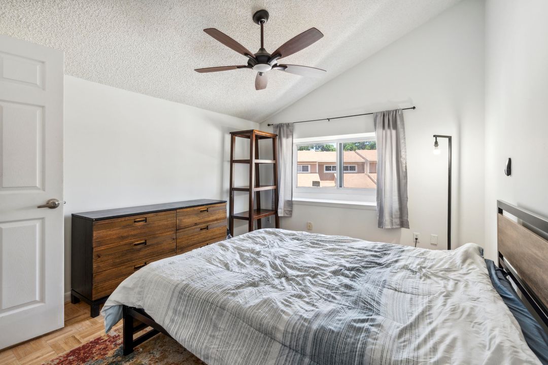 For Sale: $340,000 (3 beds, 2 baths, 1030 Square Feet)