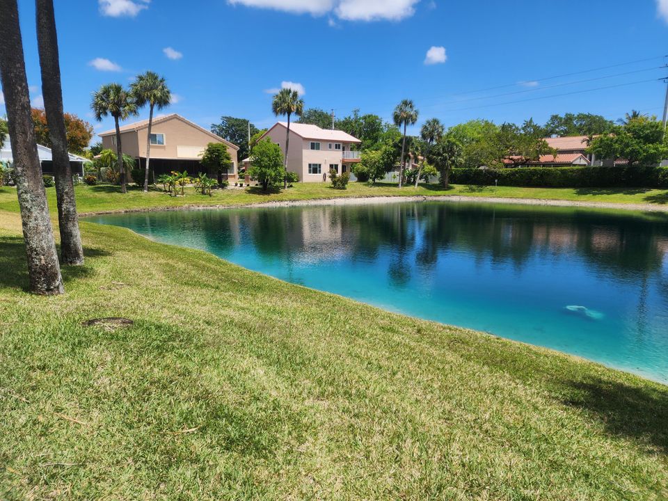 Active With Contract: $699,000 (4 beds, 2 baths, 2214 Square Feet)