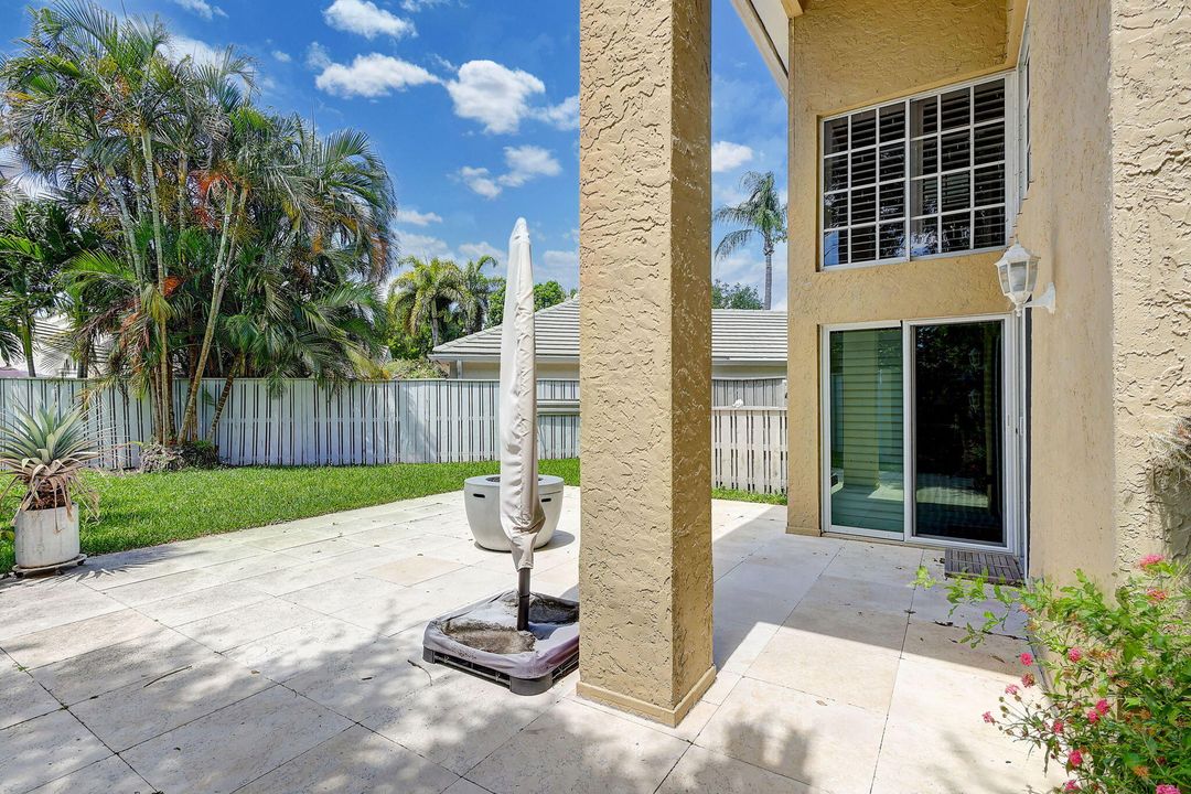 Active With Contract: $3,500 (3 beds, 2 baths, 1725 Square Feet)