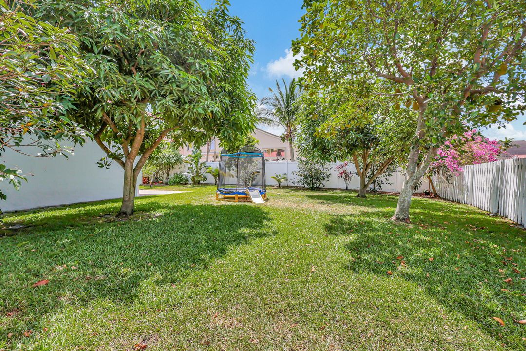 For Sale: $699,000 (4 beds, 2 baths, 2445 Square Feet)
