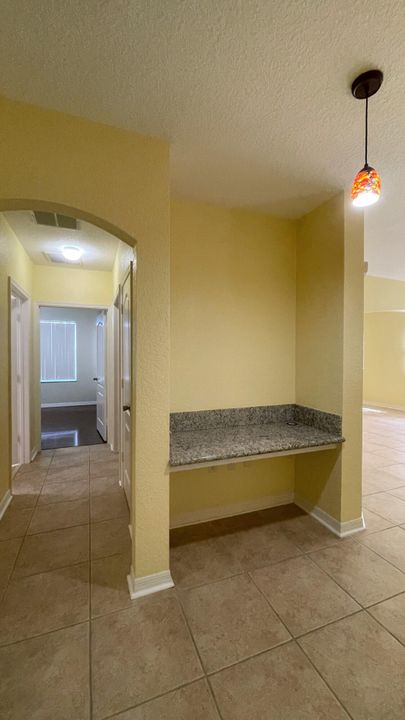 For Rent: $2,200 (3 beds, 2 baths, 1597 Square Feet)