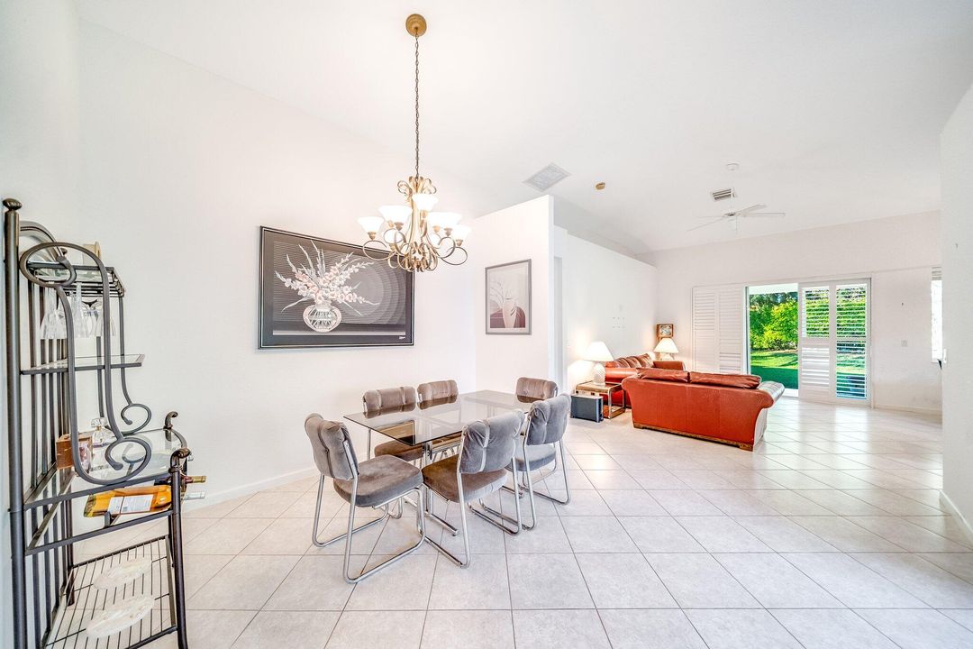 For Sale: $435,000 (3 beds, 2 baths, 1961 Square Feet)