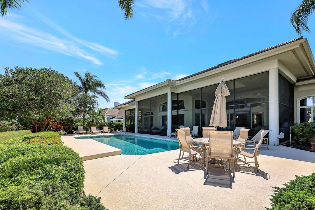 Active With Contract: $1,750,000 (4 beds, 3 baths, 4209 Square Feet)