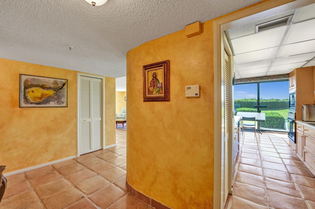 For Sale: $1,150,000 (2 beds, 2 baths, 1740 Square Feet)