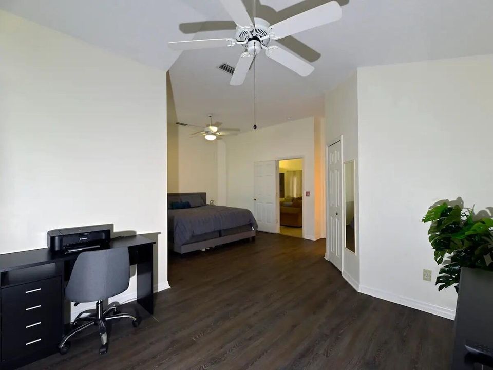 For Rent: $2,500 (2 beds, 2 baths, 1492 Square Feet)