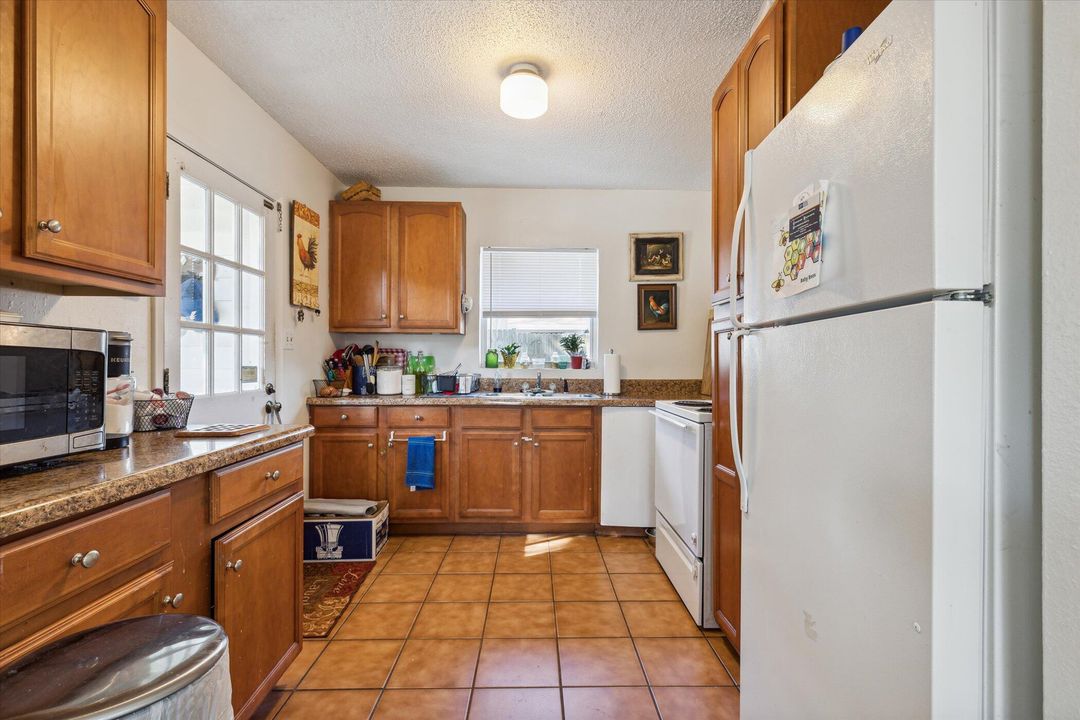 For Sale: $450,000 (0 beds, 0 baths, 1250 Square Feet)