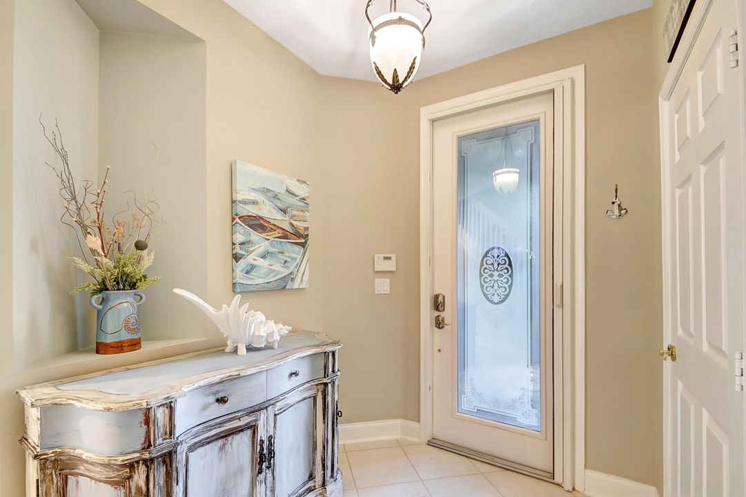 For Sale: $869,900 (3 beds, 2 baths, 1878 Square Feet)