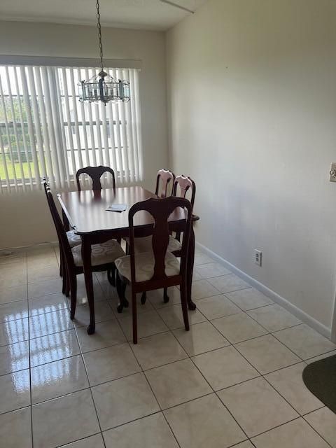 For Sale: $146,900 (2 beds, 1 baths, 840 Square Feet)