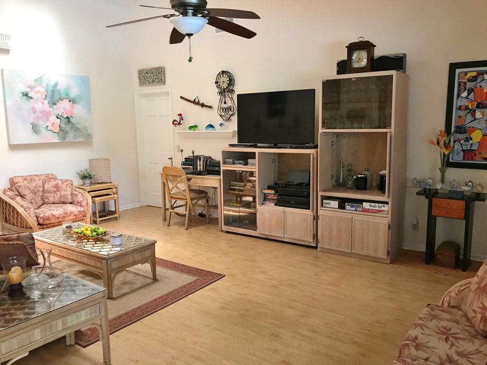 For Rent: $8,500 (4 beds, 2 baths, 2180 Square Feet)