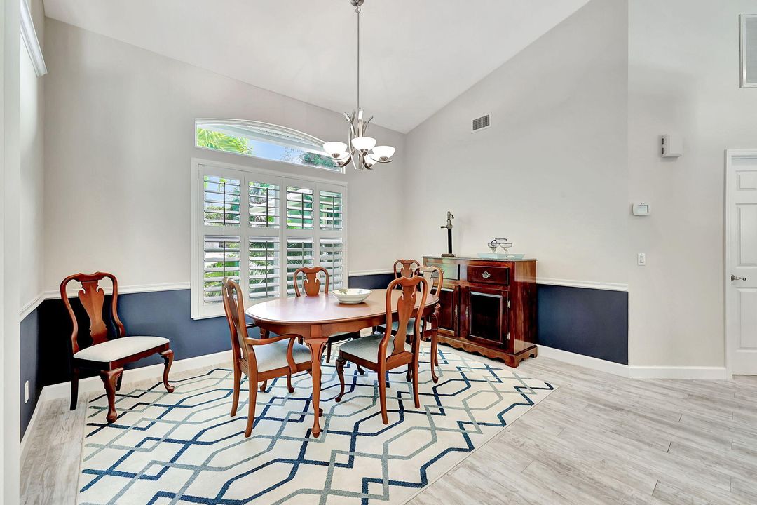 Active With Contract: $699,900 (3 beds, 2 baths, 1976 Square Feet)