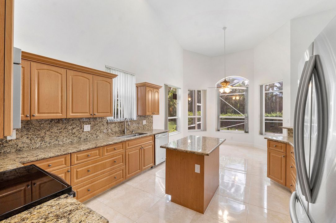 For Sale: $899,000 (4 beds, 2 baths, 2943 Square Feet)