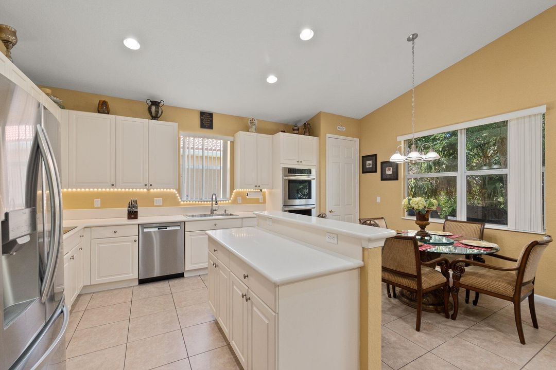 For Sale: $400,000 (3 beds, 2 baths, 2182 Square Feet)