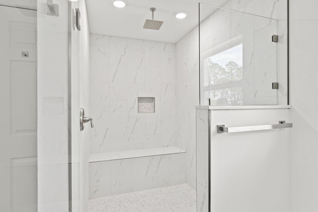 待售: $389,000 (3 贝兹, 2 浴室, 1949 平方英尺)