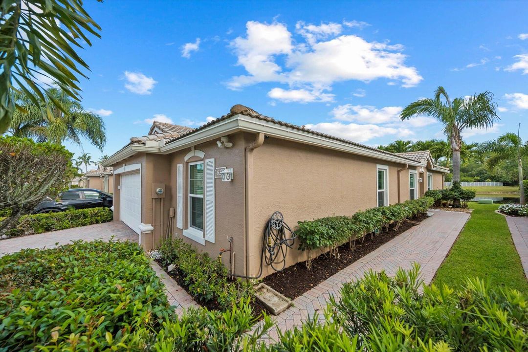 For Sale: $459,000 (3 beds, 2 baths, 1422 Square Feet)
