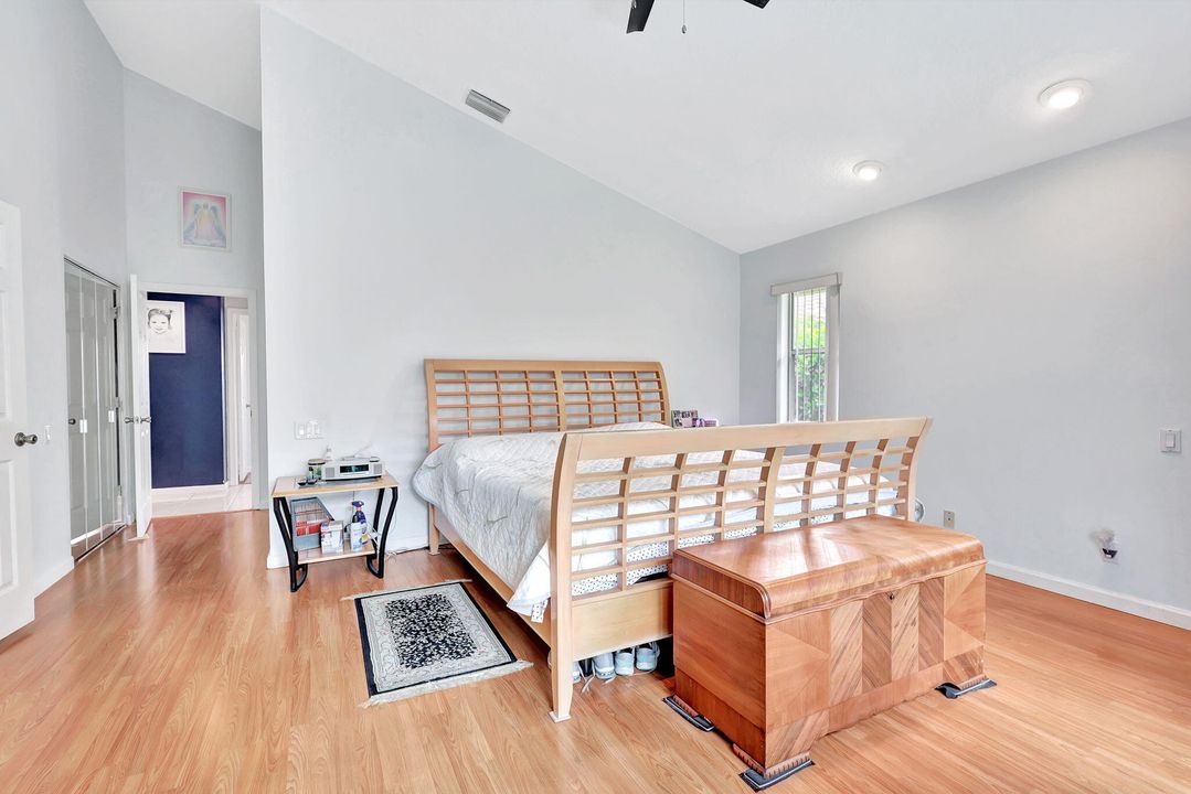 For Sale: $579,000 (3 beds, 2 baths, 2114 Square Feet)