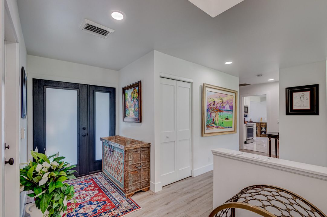 For Sale: $1,325,000 (2 beds, 2 baths, 1969 Square Feet)