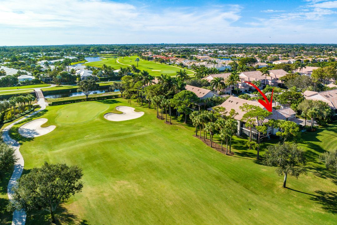 For Sale: $799,000 (3 beds, 3 baths, 2483 Square Feet)