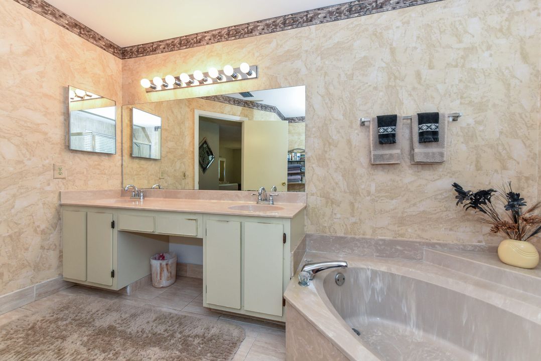 待售: $549,000 (3 贝兹, 2 浴室, 2020 平方英尺)