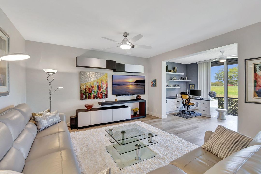 For Sale: $455,000 (2 beds, 2 baths, 1887 Square Feet)