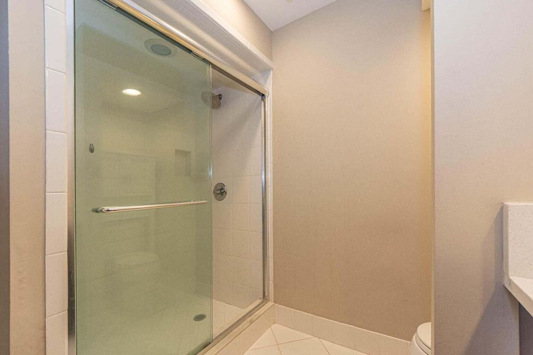 待售: $595,000 (2 贝兹, 2 浴室, 1604 平方英尺)