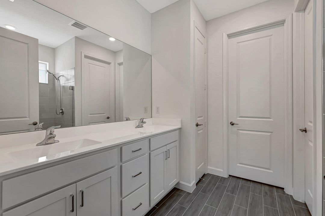 For Sale: $629,000 (3 beds, 2 baths, 1703 Square Feet)