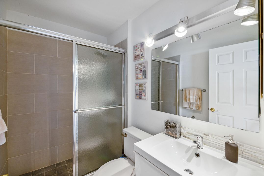 For Sale: $375,000 (2 beds, 2 baths, 1193 Square Feet)