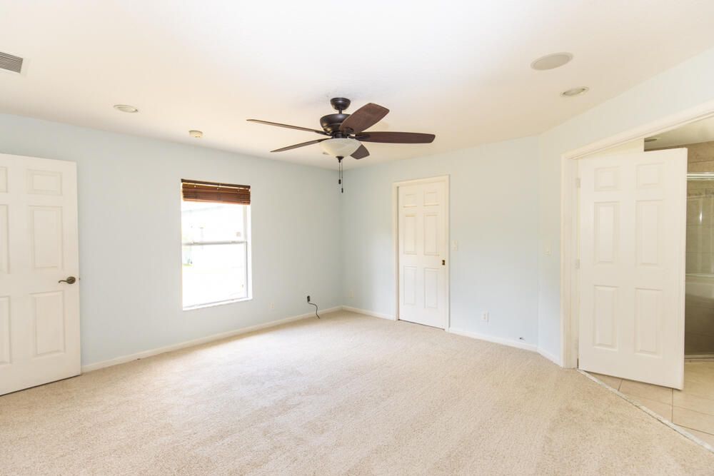 Active With Contract: $4,400 (3 beds, 2 baths, 2105 Square Feet)